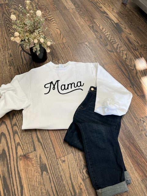 MAMA GRAPHIC SWEATSHIRT